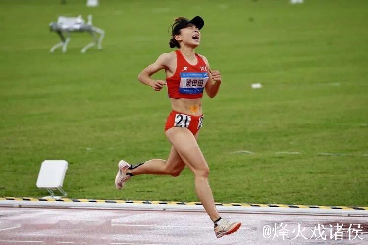 全运会女子5000米决赛 河南选手梁田田获得冠军
